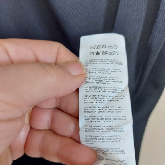 Kappa polo shirt slim fit with red and white stripe detail on the sleeve - Picture 8 of 9